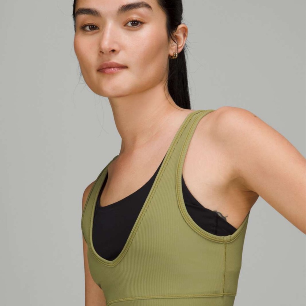 Lululemon Power Pivot Ribbed Tank Top Bronze Green Size 4 - Picture 3 of 8
